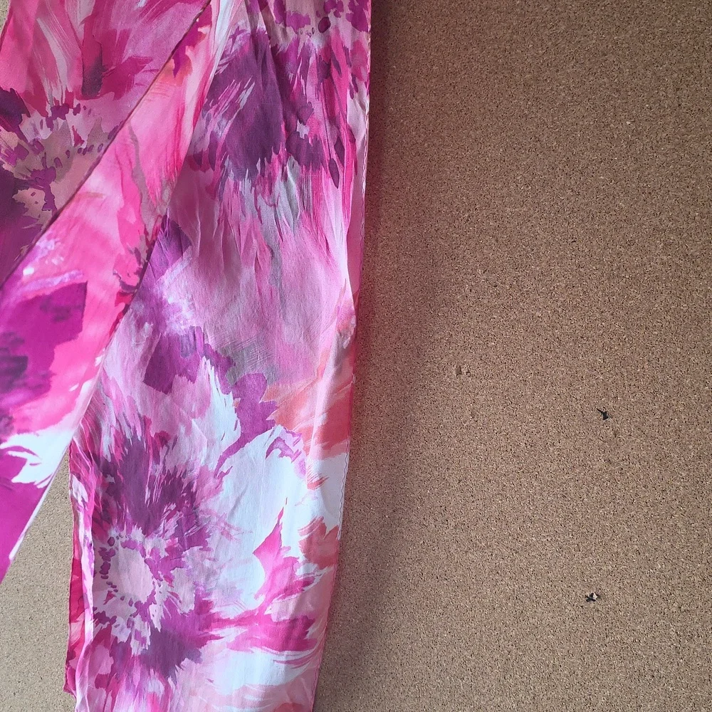 Silk Jones New York 100% Silk Floral Scarf Pink Purple Print